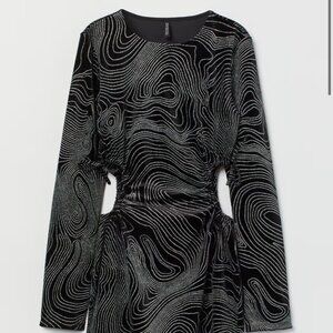 🎀H&M Divided Black Swirl Sparkly Mini Dress - Black